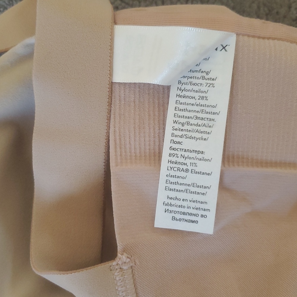 SPANX   BRA-LELUJAH LIGHTLY LINED BRALETTE ,  SIZES: SMALL , MEDIUM ,LARGE - Picture 9 of 10